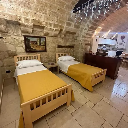 Arco Meraviglia House *