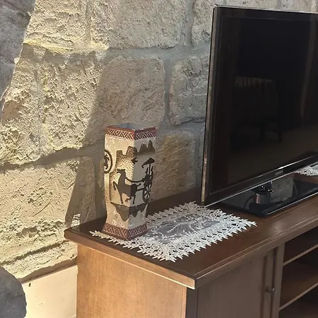 Arco Meraviglia House